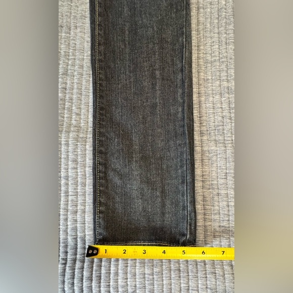 Guess Women Jeans - Picture 6 of 10